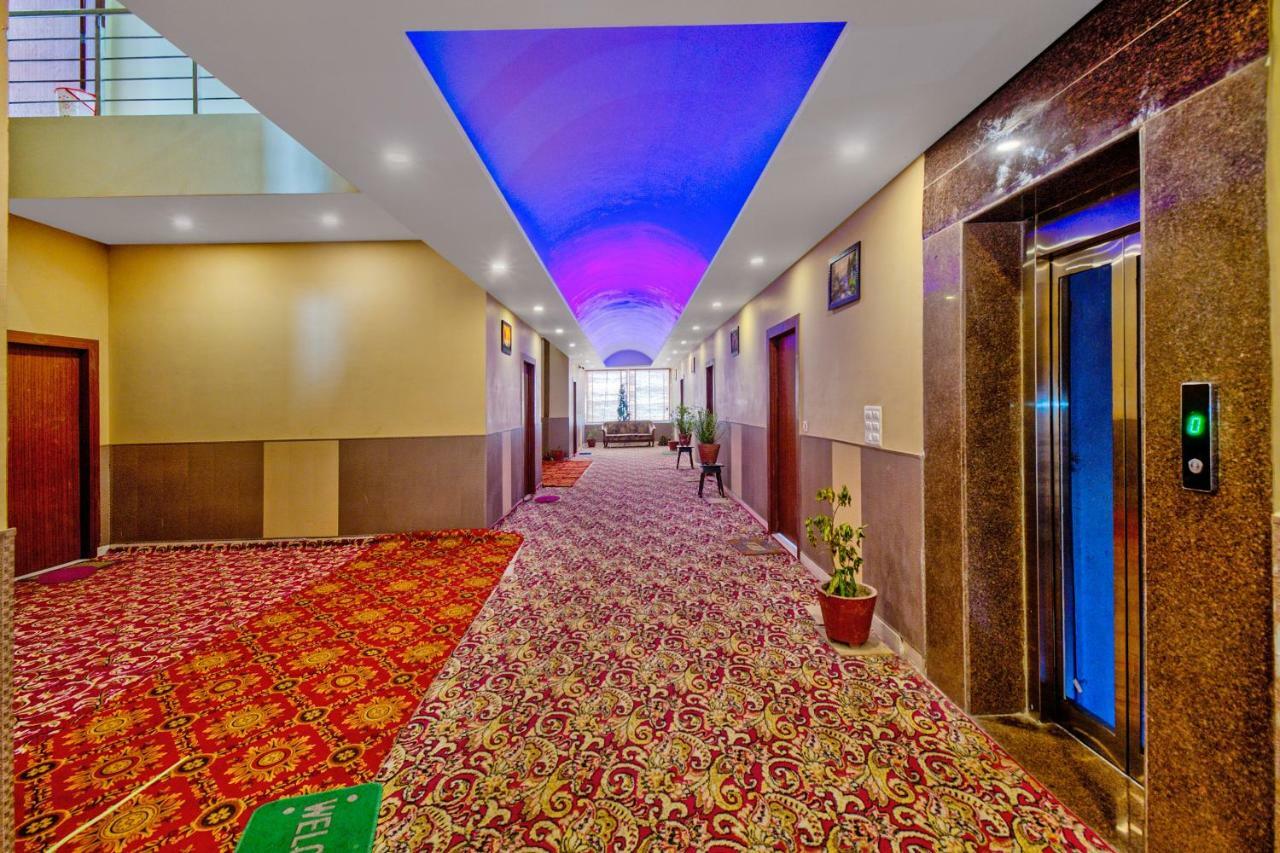 Capital O 40833 Maharaja Hotel & Restaurant Kashipur Eksteriør bilde