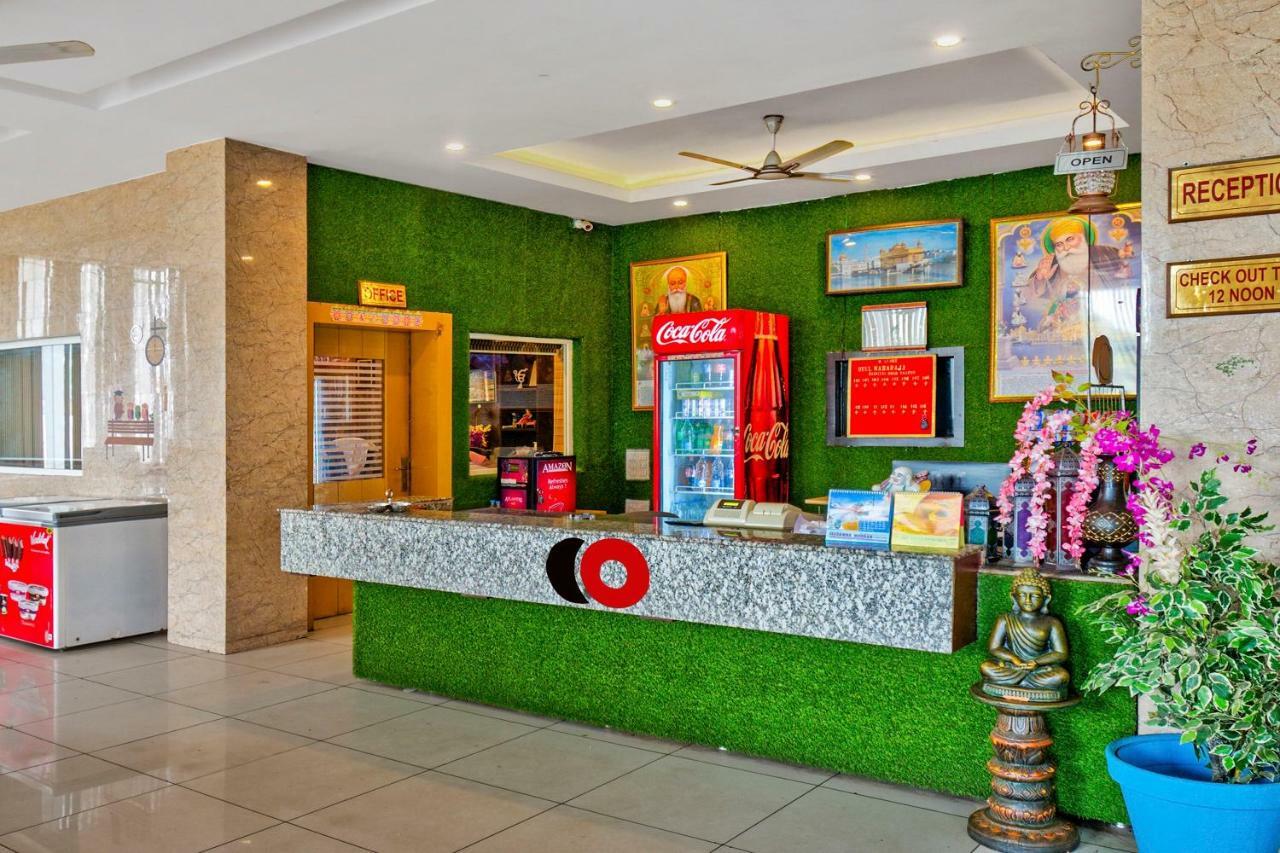 Capital O 40833 Maharaja Hotel & Restaurant Kashipur Eksteriør bilde