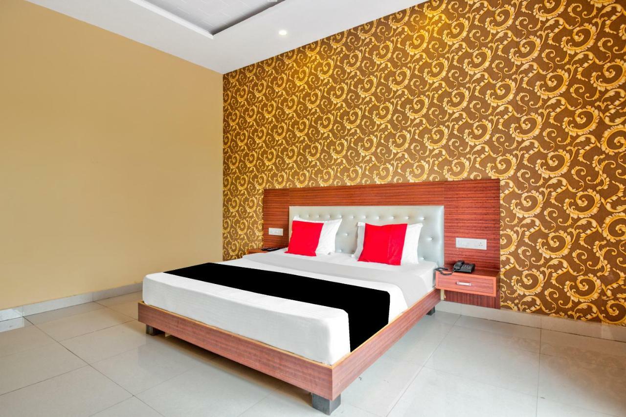 Capital O 40833 Maharaja Hotel & Restaurant Kashipur Eksteriør bilde