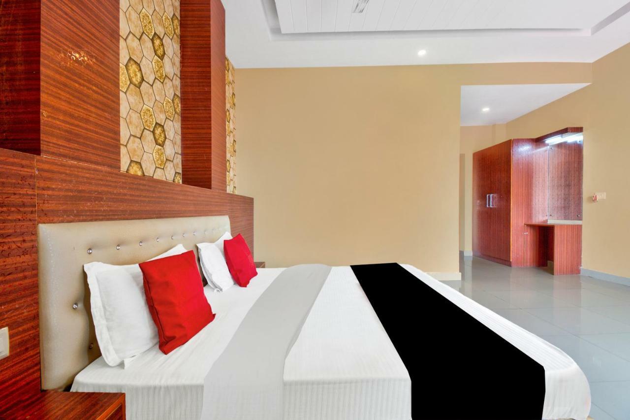 Capital O 40833 Maharaja Hotel & Restaurant Kashipur Eksteriør bilde