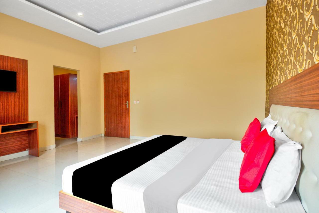 Capital O 40833 Maharaja Hotel & Restaurant Kashipur Eksteriør bilde