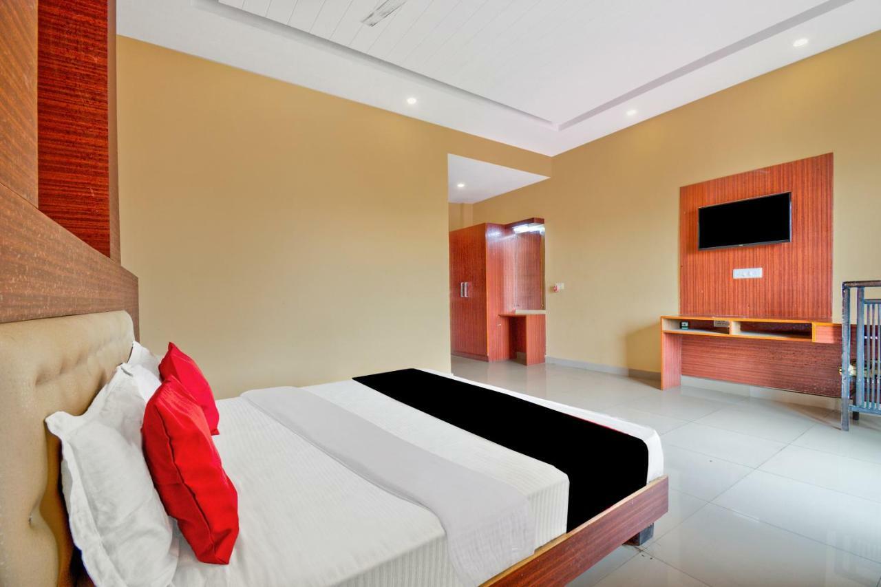 Capital O 40833 Maharaja Hotel & Restaurant Kashipur Eksteriør bilde